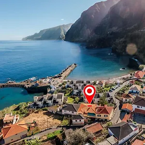 Bed & Breakfast Casa Videiras, Seixal (Madeira)